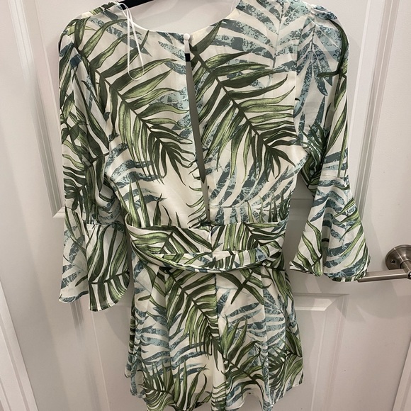 Tropical print romper - Picture 2 of 3